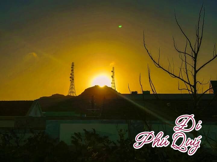 Bình Minh Sau Núi Cao Cát  Chùa Linh Sơn Đảo Phú Quý, Tấn Lợi Phú Quý