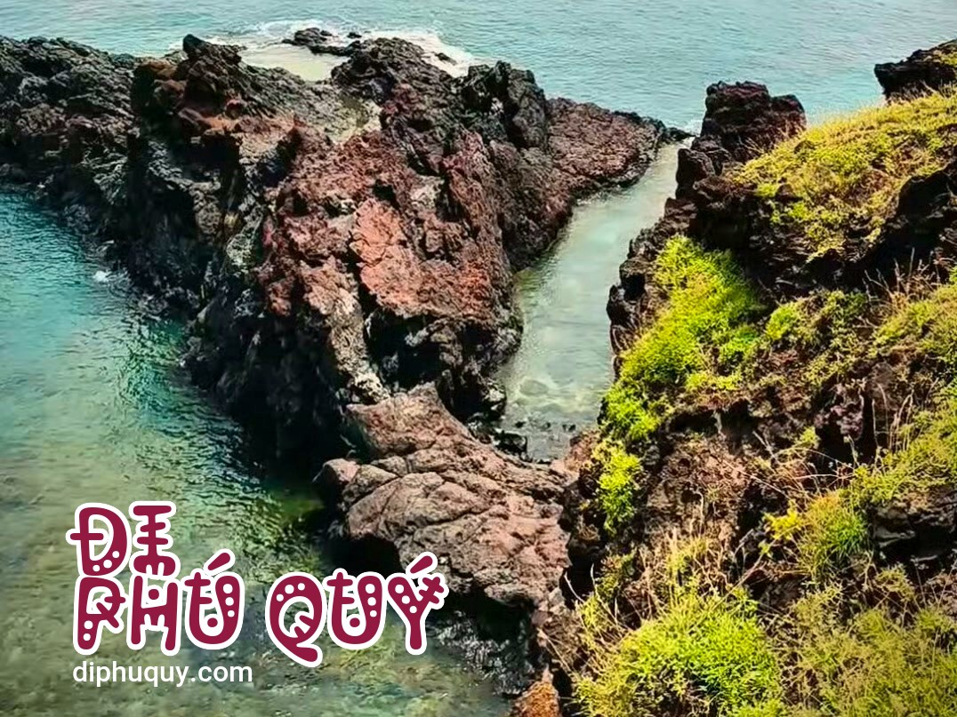 Gành Hang sáng nay đẹp cỡ này mà vắng khách quá. Nhìn cái khe Sung Sướng ngó buồn, Tấn Lợi Phú Quý